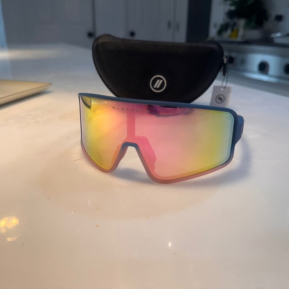 Blenders Accessories Blenders Destiny Love Polarized Sunglasses